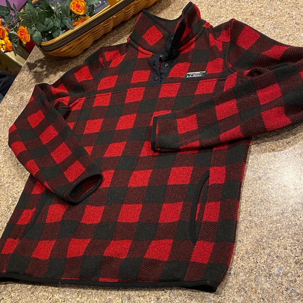 L.L. Bean Sweater Fleece Pullover Small Regular 500757 Buffalo Plaid